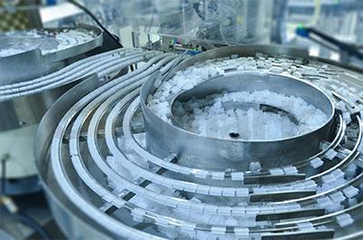 預(yù)充針推桿限位器智能裝配系統(tǒng)